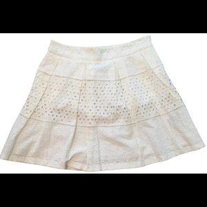 Banana Republic Eyelet Skirt size 4 cream